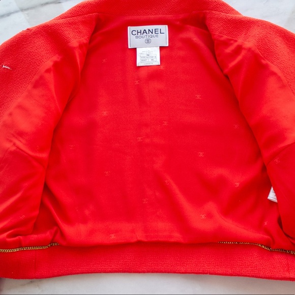 Chanel Vintage Spring 1995 Cropped Red 95P Jacket - Picture 12 of 14